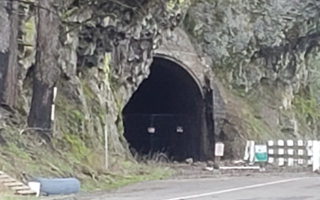 Oneonta Tunnel Will Be Reconstructed After Eagle Creek Fire
