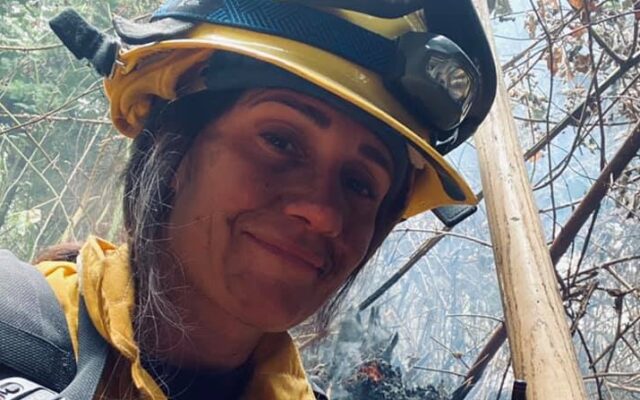 Oregon Firefighter’s Personal Story From The Frontlines Is Inspiring Young Women To Follow In Her Footsteps