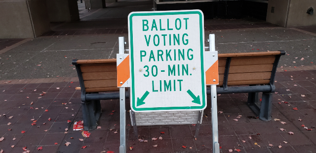 Oregon Lawmakers Pass Bill Allowing Voters More Time To Mail Ballots