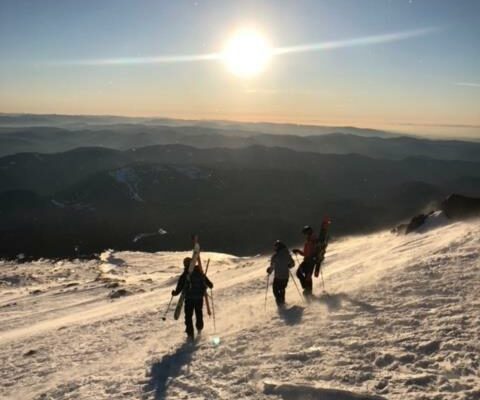 Climber Falls Fifteen Feet Into Mt. Hood Fumarole, Rescued By Witness