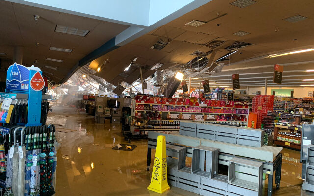 Safeway Store In Troutdale Partially Collapses