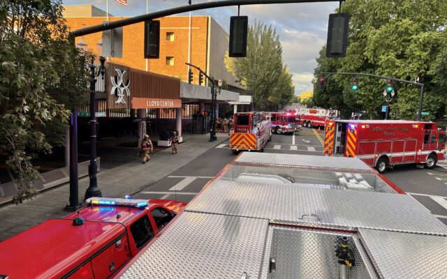 Fire prompts evacuations at Lloyd Center Mall on Friday, no reported injuries