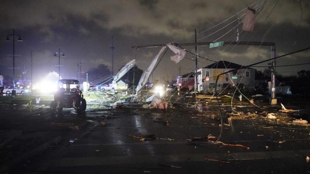 Tornado Rips Through New Orleans And Its Suburbs, Killing 1