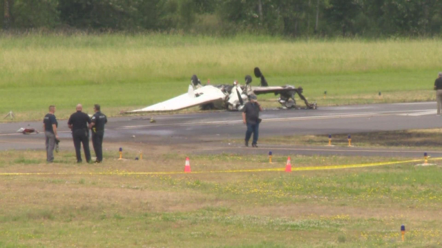 Pilot Dies In Small Plane Crash At Vancouver’s Pearson Field