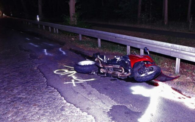 Motorcyclist In Serious Conditon After Crashing Into Guardrail