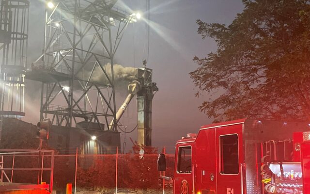 Dynamic Fire Breaks Out At Vancouver Grain Mill