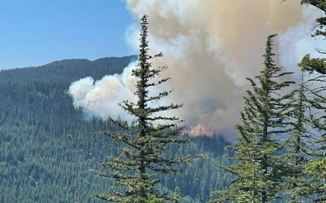 New Wildfire Breaks Out Near Mt. Hood